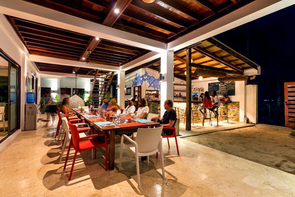 Hotel Viento Del Mar General Luna  Exteriér fotografie